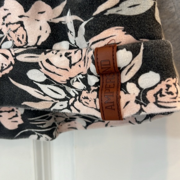 Ampersand Ave double hood sweatshirt -that’s show biz - Picture 4 of 8